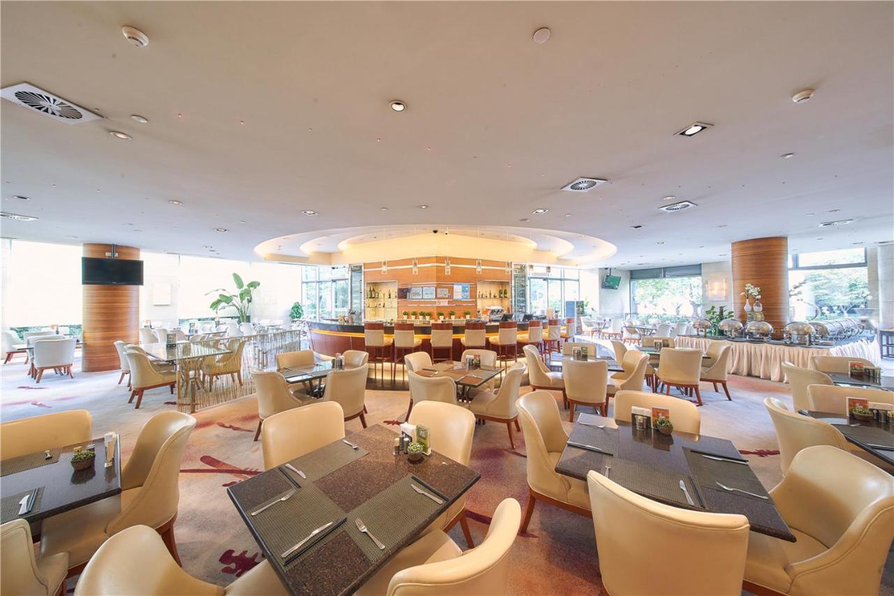 Parkview 4*
